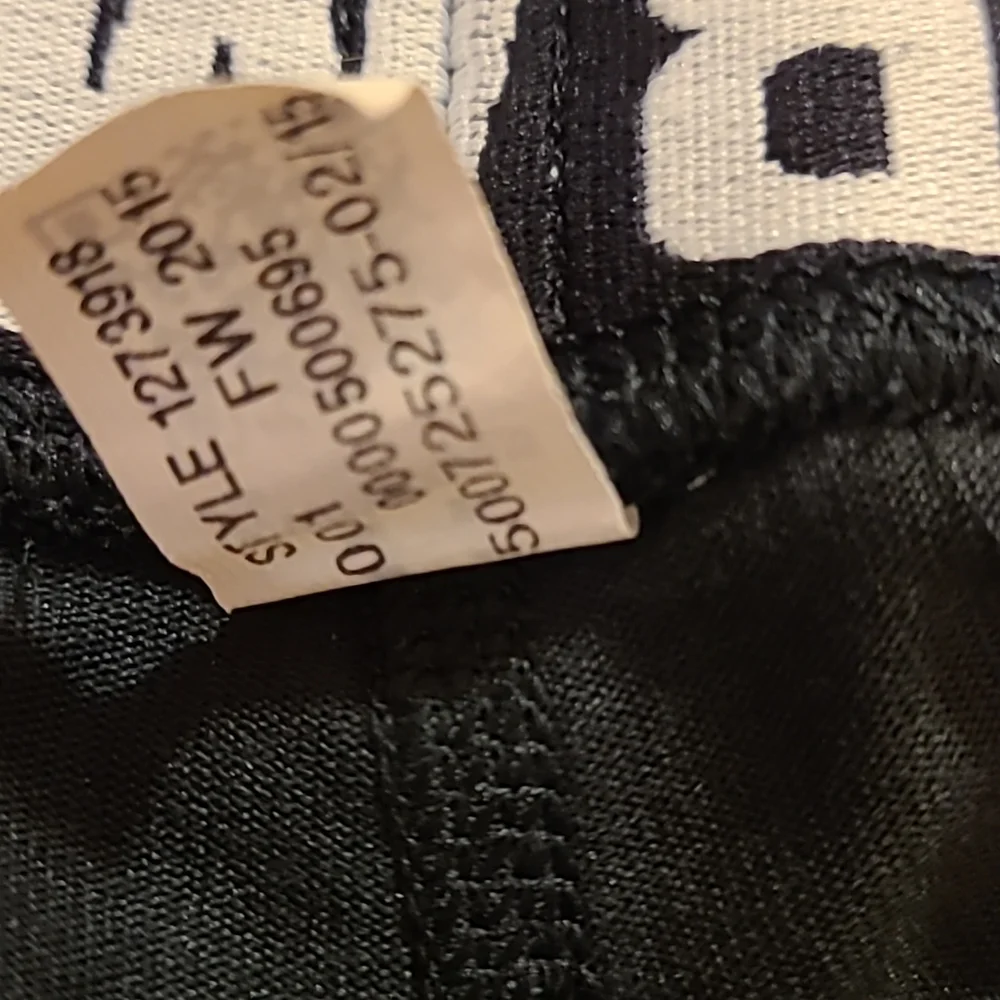 WOMEN'S UNDER ARMOUR LEGGINGS - Picture 6 of 11